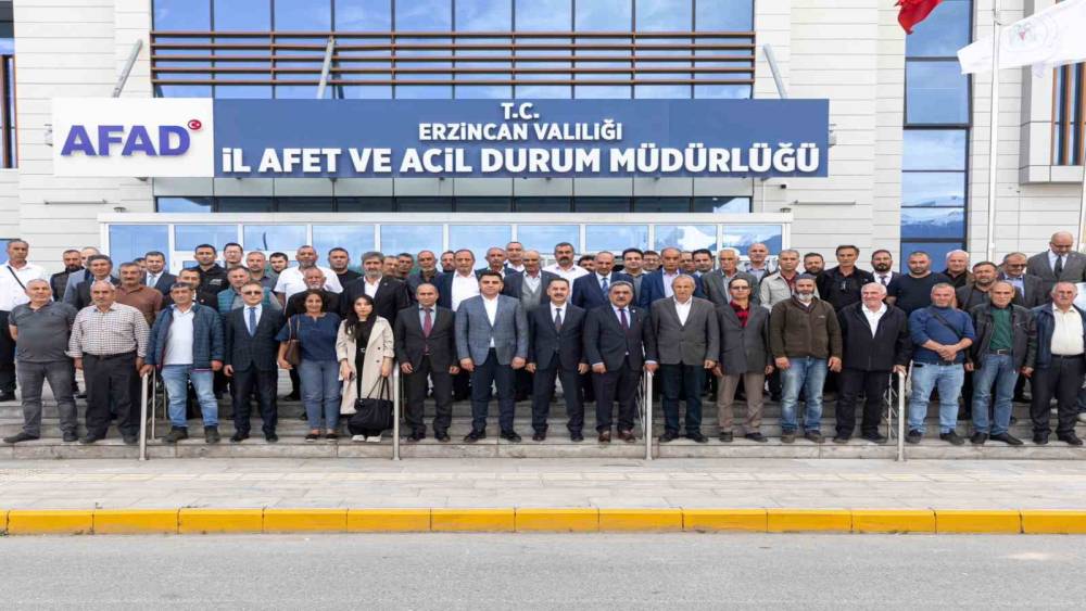Erzincan Merkez İlçe Köyler Birliği Meclisi’nin olağan toplantısı yapıldı
