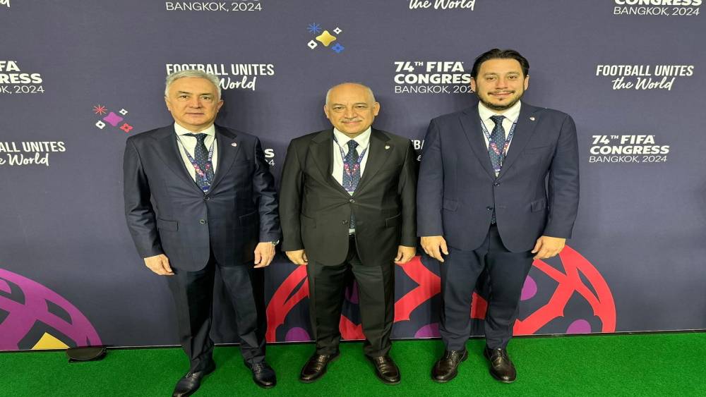 TFF Başkanı Mehmet Büyükekşi, FIFA Başkanı Gianni Infantino ile bir araya geldi
