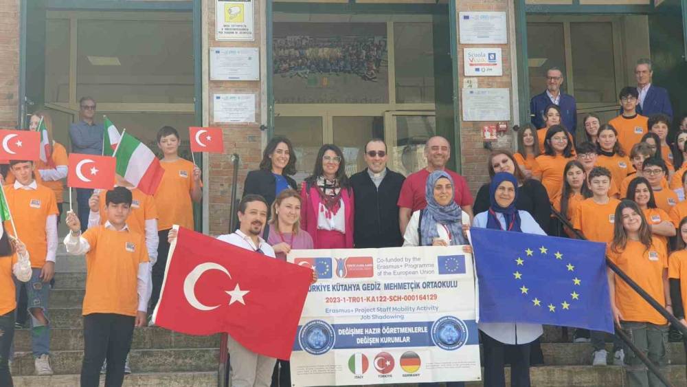 Gediz Mehmetçik Ortaokulundan erasmus başarısı
