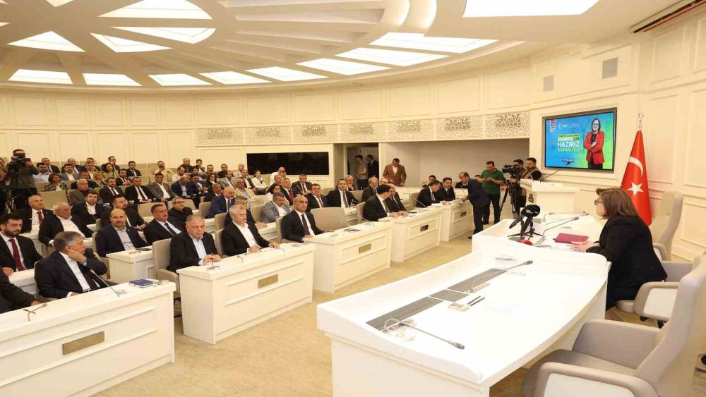 Gaziantep’te yeni dönemin ilk meclis toplantısı yapıldı
