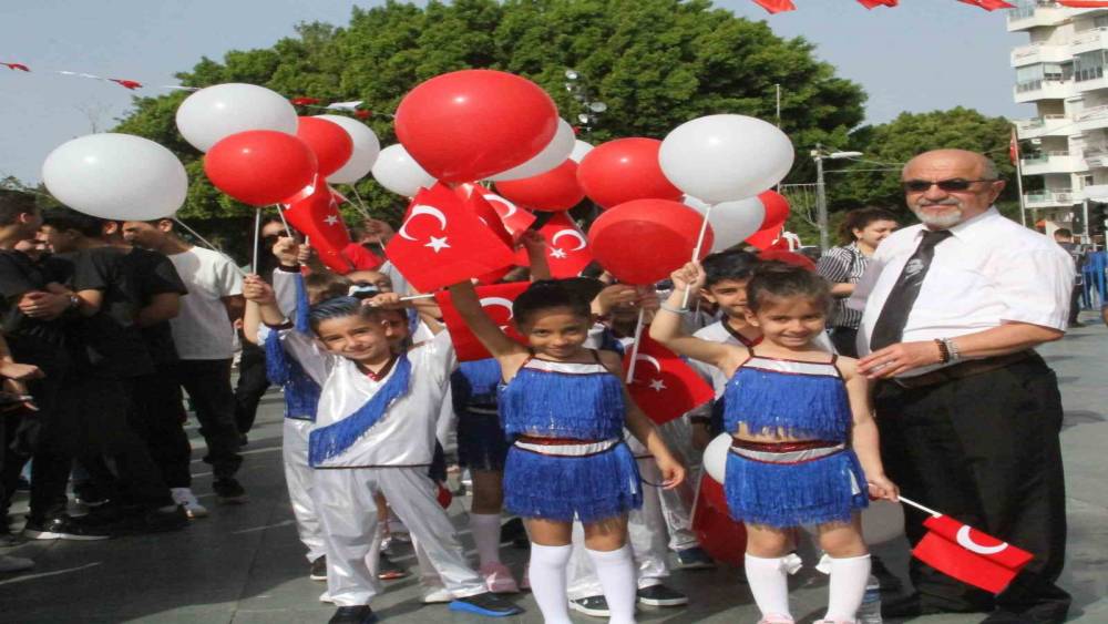 Antalya’da 23 Nisan kutlama programları başladı
