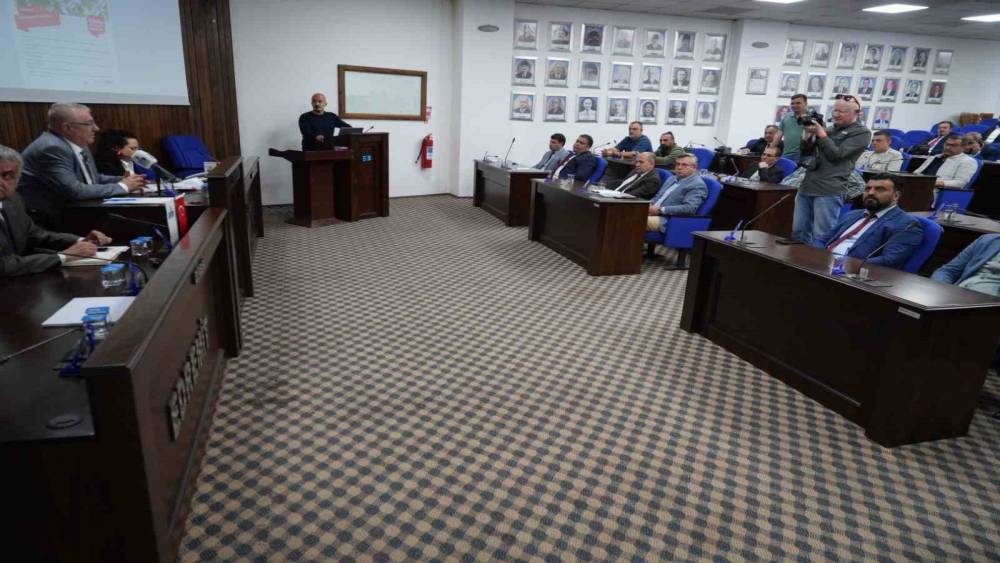 Edremit Belediye Başkanı Ertaş, Turizm Haftası dolayısıyla sektör temsilcileriyle buluştu
