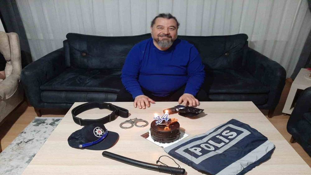 Bursa’da görevli polis memuru kalp krizi geçirerek hayatını kaybetti
