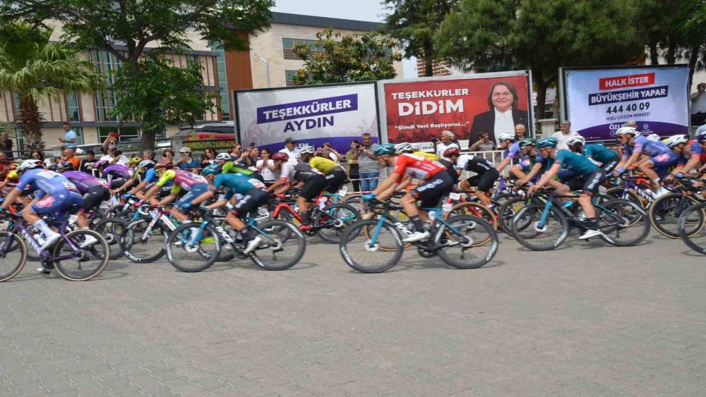 Cumhurbaşkanlığı Bisiklet Turu’na bisikletçiler Didim’de karşılandı
