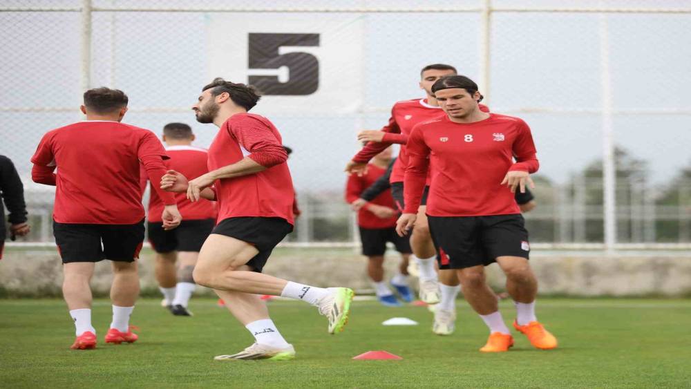 Sivasspor, Konyaspor maçının taktiğini çalıştı
