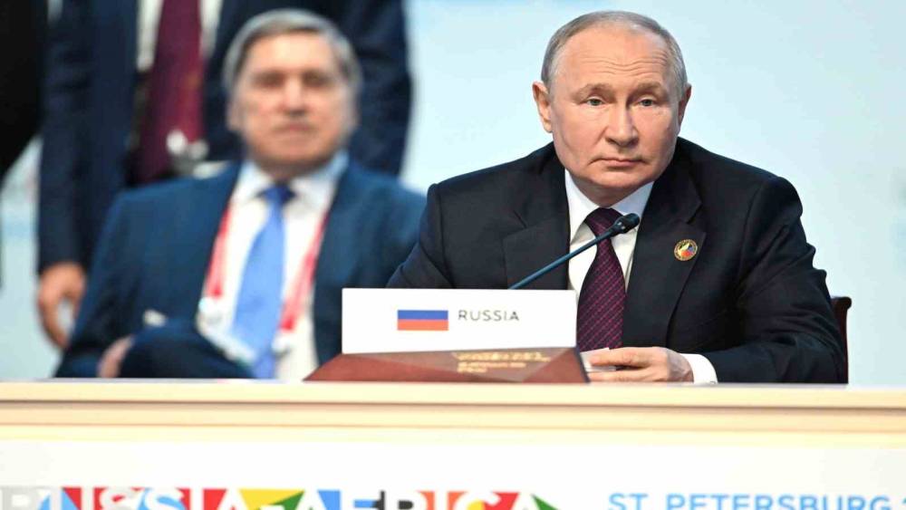 Putin: “Rusya, 40’tan fazla Afrika ülkesine silah tedarik ediyor”
