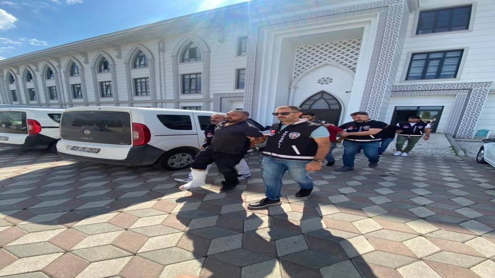 Husumetliler arasında bıçaklı kavga: 1 kişi öldü, 3 kişi tutuklandı
