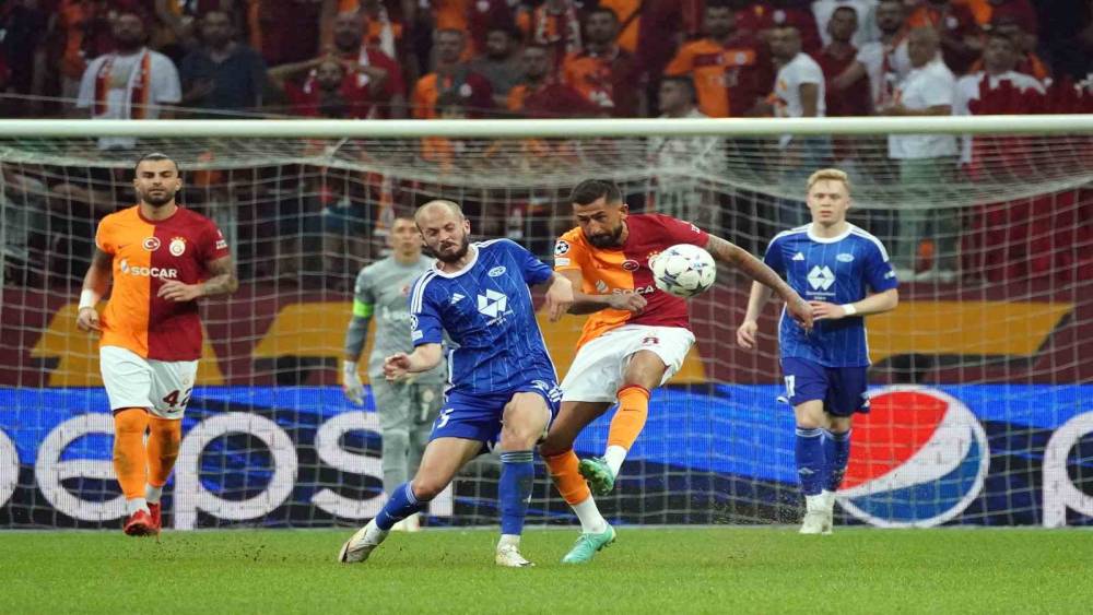 UEFA Şampiyonlar Ligi: Galatasaray: 2 - Molde: 1 (Maç sonucu)
