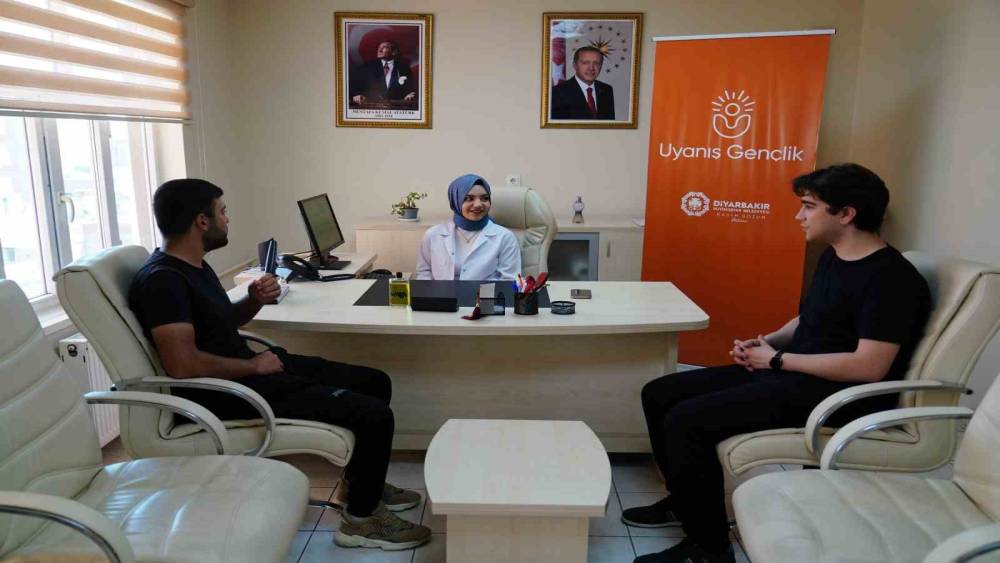 Diyarbakır’da üniversite tercihi yapacak öğrencilere ücretsiz danışmanlık hizmeti
