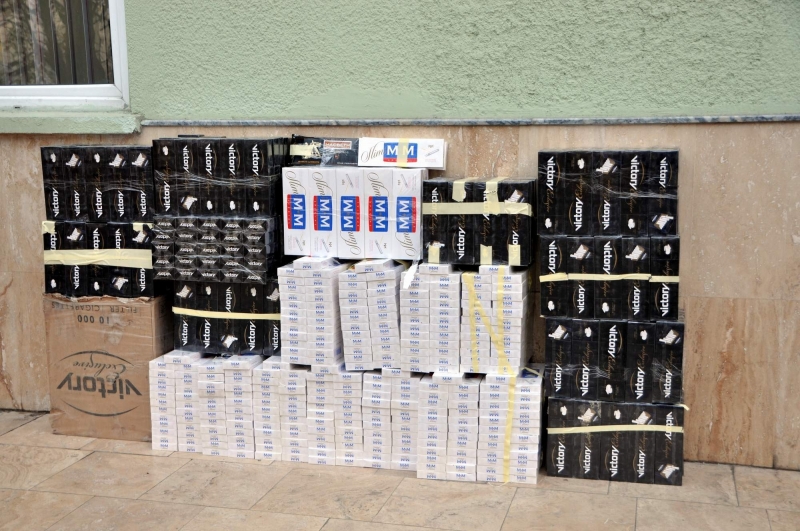 Suşehri\'nde 6 Bin Paket Kaçak Sigara Ele Geçirildi